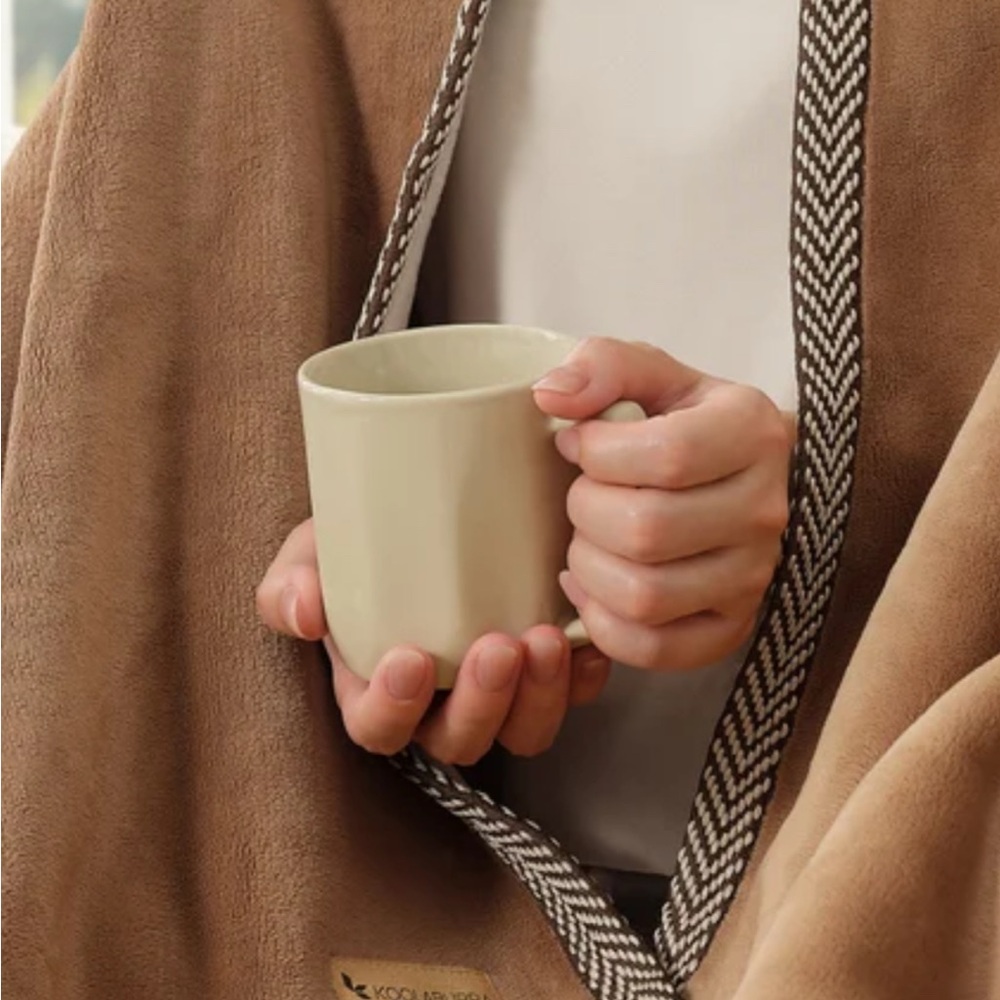 Koolaburra by UGG Throw - Picture 4 of 4